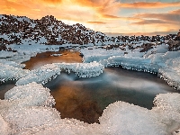 Zima, Park Narodowy Pingvellir, Islandia, Góry, Wschód słońca, Śnieg, Rzeka Oxara