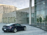 Czarny, Aston Martin V8 Vantage
