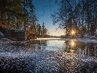 Region Pirkanmaa, Promienie słońca, Rzeka, Valkeakoski, Zima, Finlandia, Kanał, Drzewa