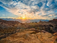 Zachód słońca, Stany Zjednoczone, Skały, Park Narodowy Death Valley, Góry, Kalifornia, Promienie