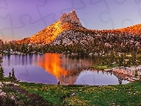 Stan Kalifornia, Drzewa, Chmury, Góry, Stany Zjednoczone, Park Narodowy Yosemite, Świt