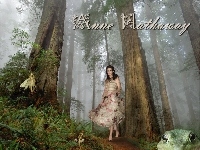 Las, Anne Hathaway, drzewa