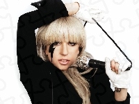 Piosenkarka, Lady Gaga, Mikrofon
