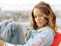 Rihanna, Kolczyki