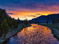 Rzeka Yellowstone, Stan Wyoming, Zachód słońca, Stany Zjednoczone, Park Narodowy Yellowstone, Góry