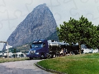 Ciężarówka Volvo, Cysterna
