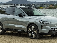 Volvo EX90