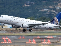 Lotnisko, Samolot pasażerski, Embraer 175, Pas