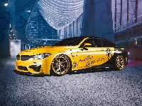 Żółte, BMW M4 F82