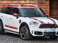 Mini Countryman, Przód