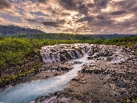 Chmury, Zachód słońca, Islandia, Wodospad Bruarfoss Waterfall, Niebo, Wzgórza, Rzeka Bruara