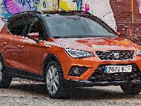 Seat Arona, Przód