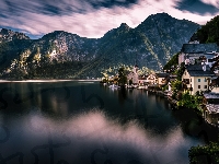 Góry, Hallstatt, Jezioro Hallstattersee, Austria, Domy, Alpy Salzburskie