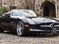 Czarny, Mercedes-Benz SLS AMG