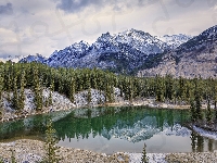 Prowincja Alberta, Las, Chmury, Góry Canadian Rockies, Park Narodowy Banff, Kanada, Rzeka Bow River