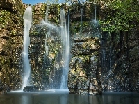 Park Narodowy Yorkshire Dales, Anglia, Wodospad Currack Force, Skały, Dolina Swaledale