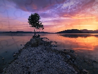 Drzewa, Zachód słońca, Grecja, Jezioro Kastoria, Wzgórza, Kastoria