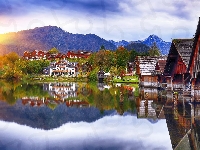 Styria, Góry, Odbicie, Domy, Jezioro Grundlsee, Austria, Wschód słońca
