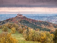 Zamek Hohenzollern, Wzgórze, Niemcy, Drzewa, Góra Hohenzollern, Lasy, Badenia-Wirtembergia