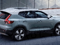 Popielate, Volvo XC40