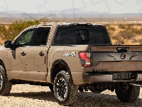 Nissan Titan, Pro-4X