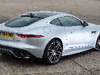 Jaguar F-Type, 2014