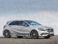 Mercedes-Benz A 250 Sport AMG Line Polar Silver, 2016