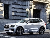 2017, Volvo XC60, Budynek