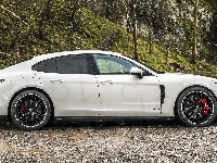 Porsche Panamera GTS, 2020