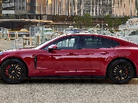 Porsche Panamera GTS, 2021