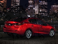 Wieżowce, Miasto, Mazda 3