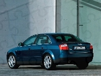 Audi A4, Sedan