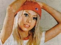 Christina Aguilera, czapeczka