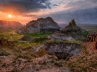 Dolina Zamków, Manggystau, Kazachstan, Skały, Zachód słońca, Airakty