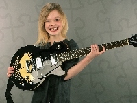 Aktorka, Elle Fanning, Gitara