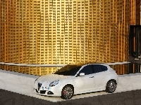 Alfa Romeo Giulietta, Biała, Hatchback