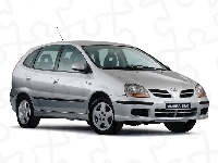 Nissan Almera Tino