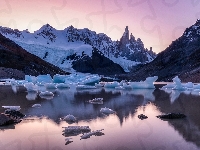 Park Narodowy Los Glaciares, Patagonia, Argentyna, Góry Andy, Jezioro, Kry, Zima, Góra Cerro Torre, Lód