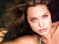 Angelina Jolie, duże usta