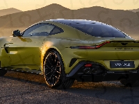 2024, Aston Martin Vantage, Oliwkowy
