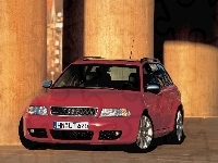 Audi RS4, Czerwone, Avant