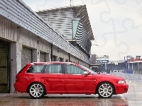 Avant, Audi RS4, Czerwone