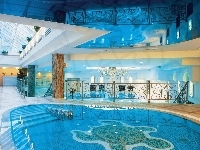 Basen, Hotel