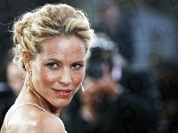 Maria Bello, Fotoreporterzy