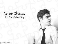 biała koszula, Joaquin Phoenix, krawat