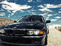 Chmury BMW 7, Droga, BMW