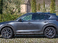 Mazda CX-5, Bok