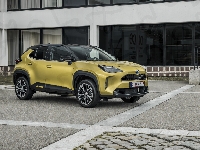 Toyota Yaris Cross, Bok