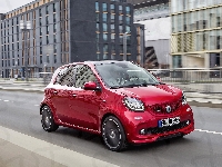 Ulica, Smart Forfour Brabus, 2017, Budowle