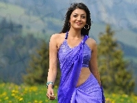Brunetka, Kajal Agarwal, Kolczyki